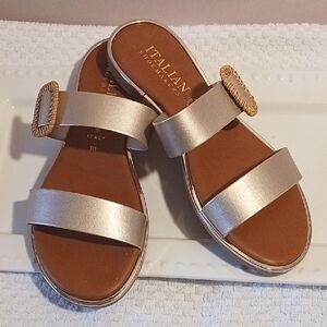 Italian Shoemakers Women's Metallic Sandals  10